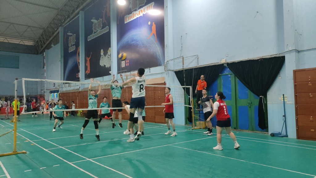排球比赛场地长宽是多少 排球比赛场地长宽是多少